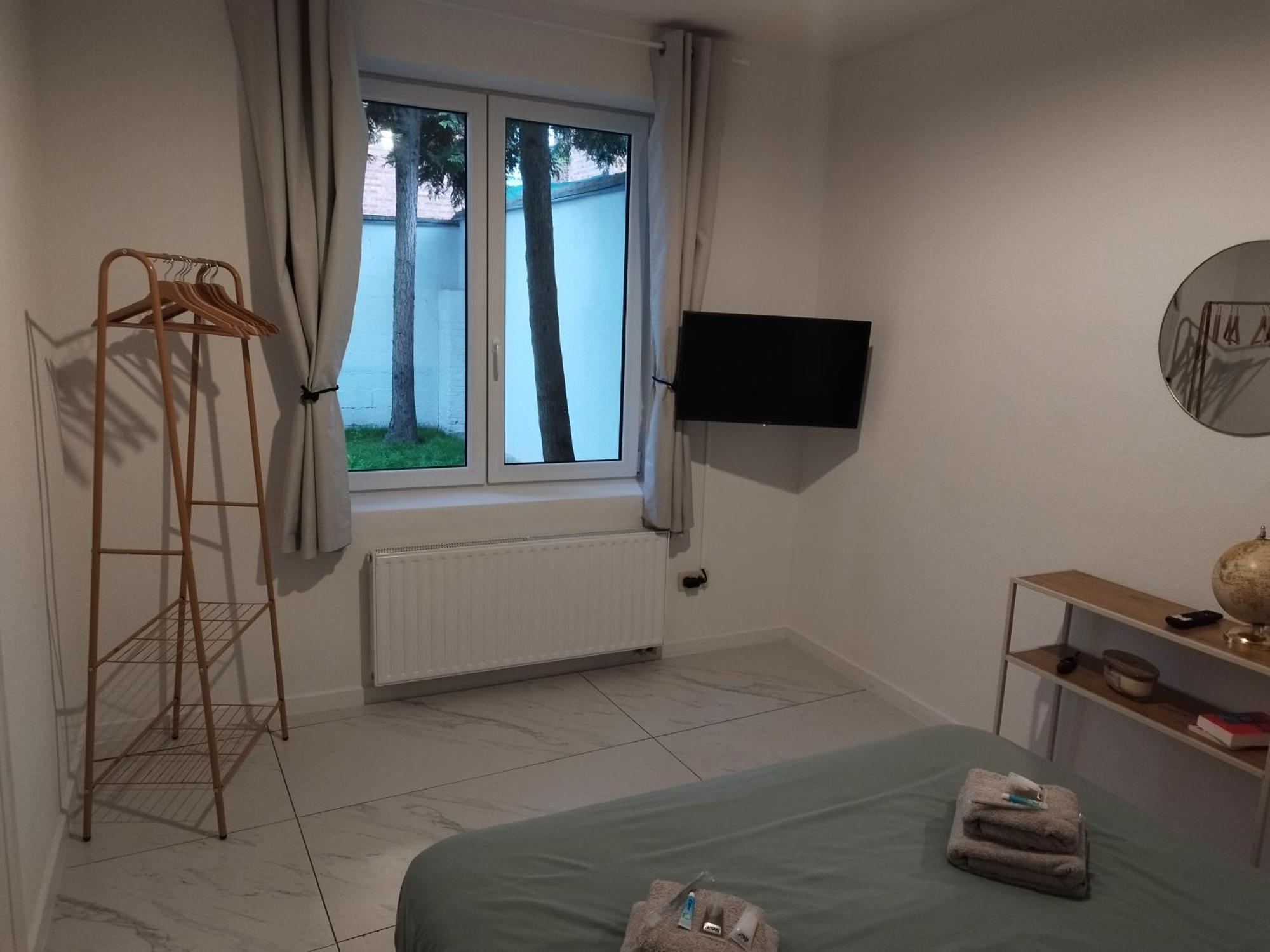 Apartement L'Anil Garden Динант Екстериор снимка